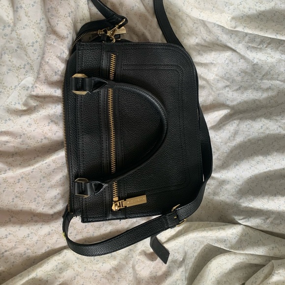 Steve Madden - Picture 1 of 3